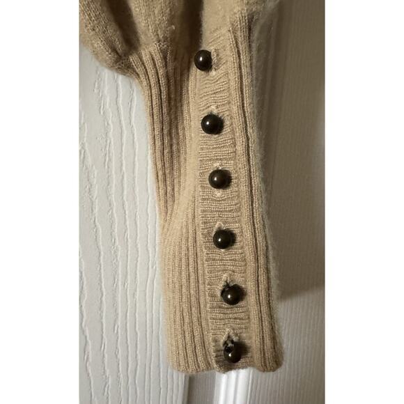 Gianni Bini 100% Cashmere Women’s Fine Knit Tan Sweater Size S - Picture 5 of 8